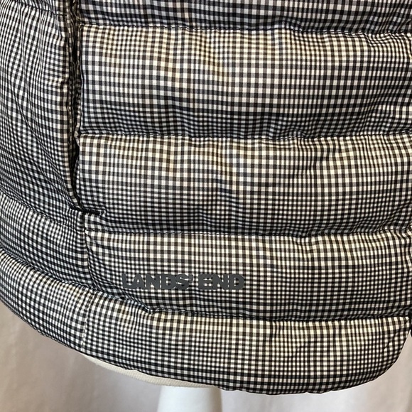 Women’s Lands’ End Black and White Plaid Petite Puffer Vest - Picture 10 of 12